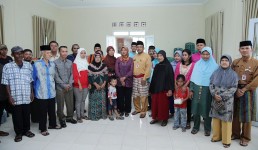 1 lis beri bantuan korban air pasanga
