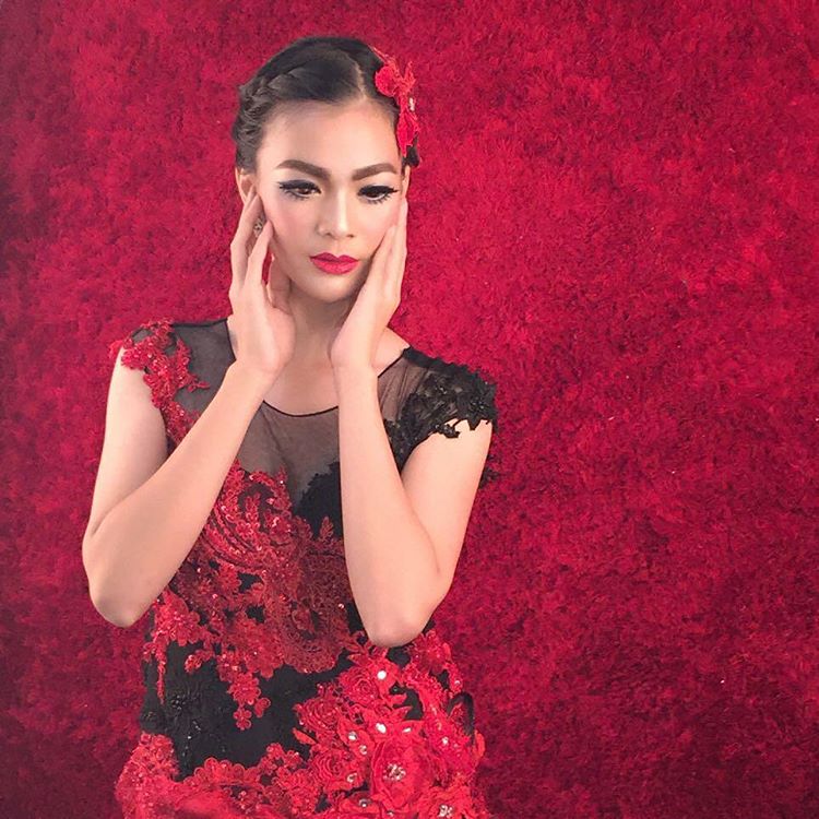 Berikut profil Kezia Roslin Puteri Indonesia 2016