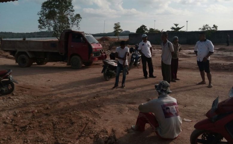 Nelayan Dompak Protes Minta Pengembang Indah View Tepati Janji