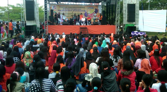 Pentas Seni May Day PUK SPEE FSPMI PT EPCOS Indonesia di Kepri Mall