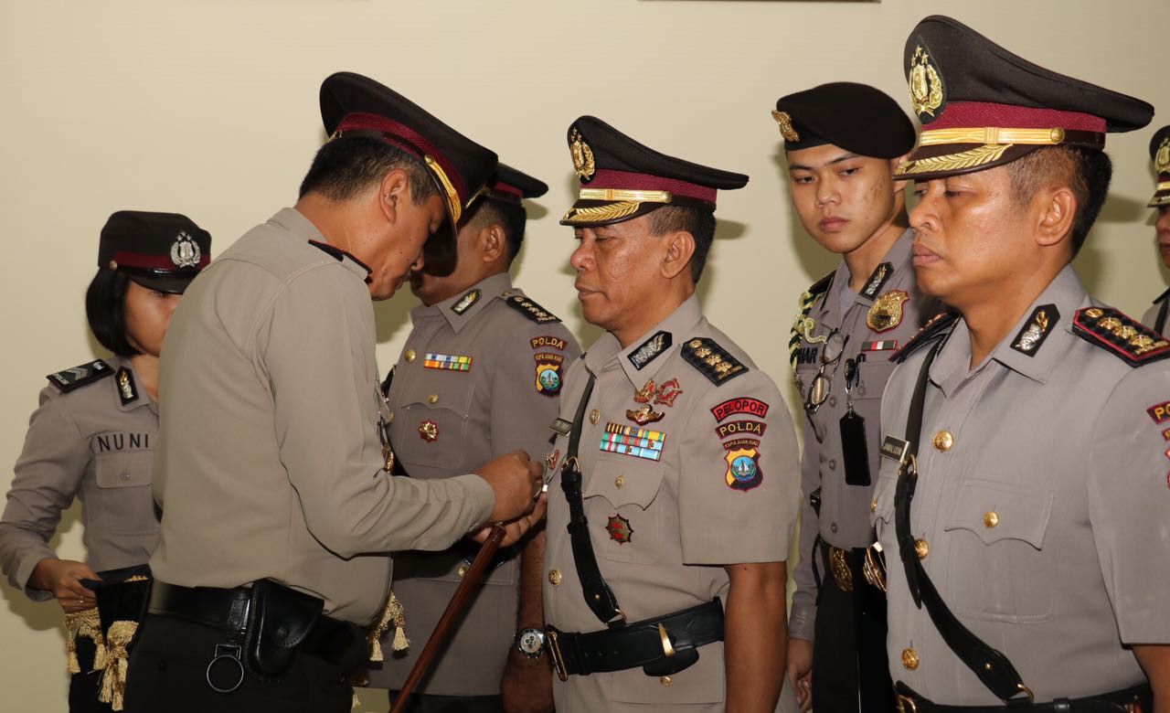 Polda Kepri Lakukan Sertijab 6 Jabatan