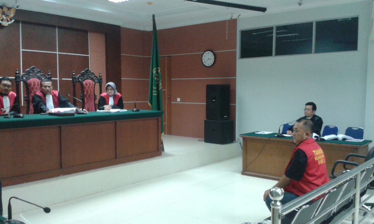 “Abob” Dapat Layanan Spesial Saat Sidang Kasus Reklamasi Pulau Bokor