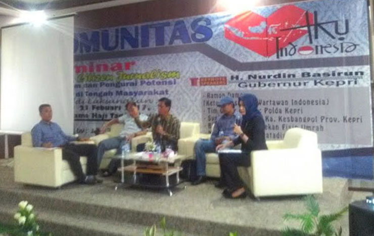 Pentingnya Peran Pers dan Netizen Didalam Meredam Konflik