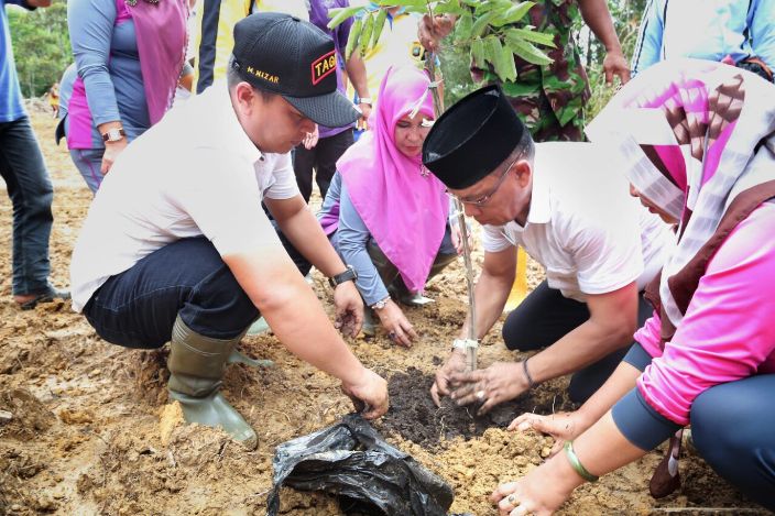 Bupati Lingga Jajaki Kerjasama Pemasaran Sayur Mayur ke Batam