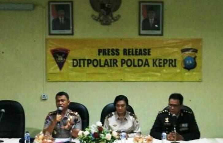 Ditpolair Polda Kepri Cegah Penyelundupan Burung dari Malaysia di Nongsa