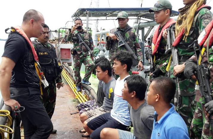 Kabur ke Malaysia, Tim WFQR Lantaman IV Berhasil Tangkap 2 Tanker Asing