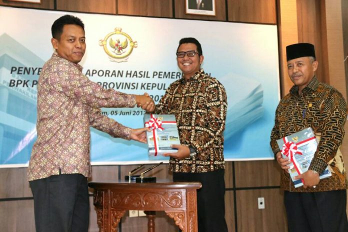Bupati Bintan dan BPK Kepri