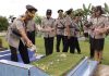 HUT Bhayangkara : Ziarah Makam Pahlawan dan Tabur Bunga di Perairan Kepri