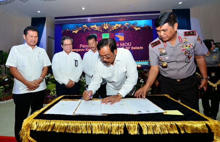 Nurdin Optimis Mal Pelayanan Publik Bisa Gairahkan Investasi di Kepri