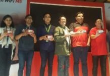 Modem WiFi M5 4G LTE Cat4 Smartfren bisa berfungsi sebagai Power Bank Modem WiFi M5 4G LTE Cat4 Smartfren bisa berfungsi sebagai Power Bank