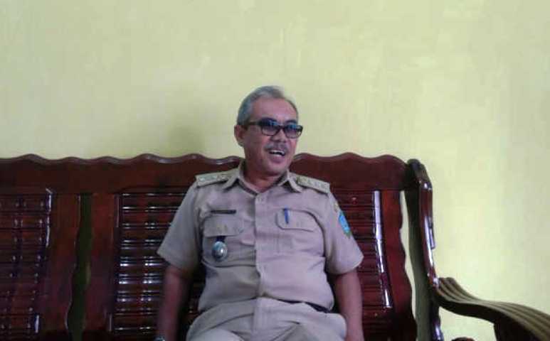 Camat Jemaja Timur Kecewa ke Dinas PU Karena Kondisi Jalan Bukit Padi ke Desa Maras