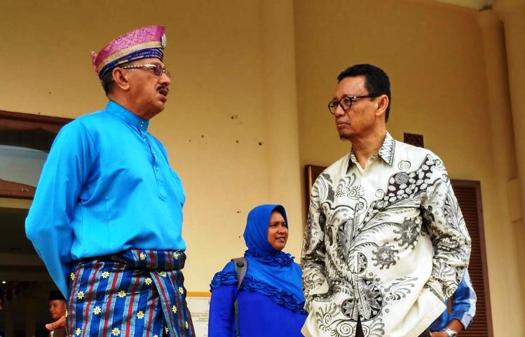 Akhirnya Bupati Natuna Surati Presiden Jokowi Karena Harga Tiket Pesawat