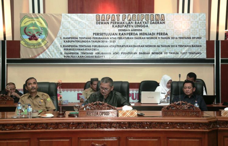 DPRD Lingga Sahkan Perda Tentang RPJMD, Badan Pemusyawaratan Desa dan Cagar Budaya