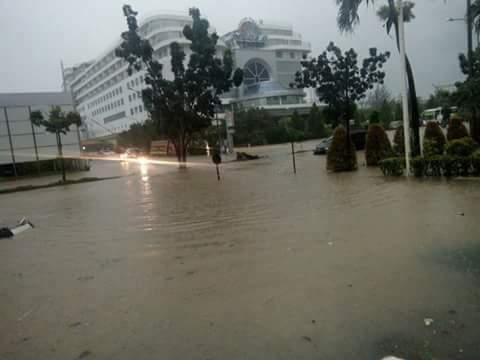 NEWS VIDEO : Di Guyur Hujan Lebat, Sebagian Kota Batam Dilanda Banjir