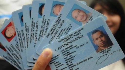 Camat Ini Ngaku Heran KTP-el Menggunung di Kantornya