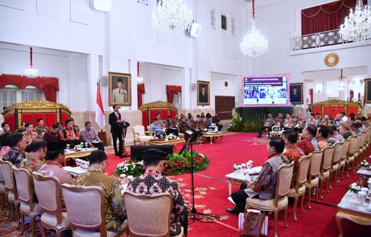Presiden Tekankan Harmonisasi Kebijakan Pusat dan Daerah Preiden Bersama Gubenur Se Indonesia