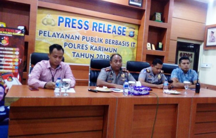 Aplikasi “POKA” Mempermudah Masyarakat Karimun dan Bisa Langsung Chat Dengan Penyidik Wartakepri, Aplikasi POKA di Perkenalkan Polres Karimun