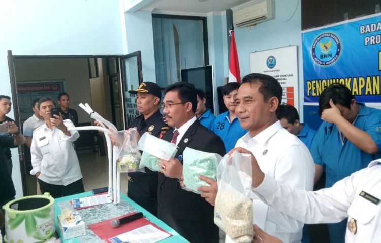 BNNP Kepri Ungkap Kasus Peredaran Narkotika Sekaligus Pemusnahan Barang Bukti 4,5 Kilogram BNNP Kepri