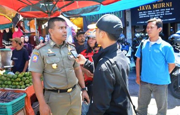 Kepala Dinas Satuan Polisi Pamong Praja dan Pemadam kebakaran Pariaman, Handrizal Fitri , Kepala Dinas Satuan Polisi Pamong Praja dan Pemadam kebakaran Pariaman, Handrizal Fitri ,