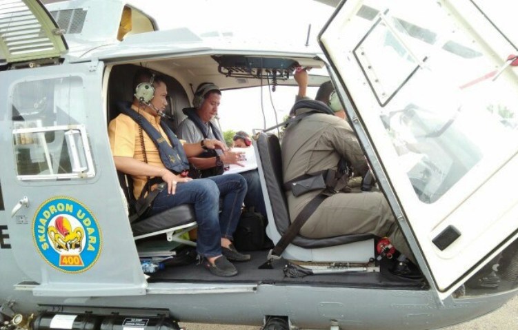 TNI AL Kerahkan Kapal dan Heli Ungkap Misteri Limbah Minyak Hitam di Kepri