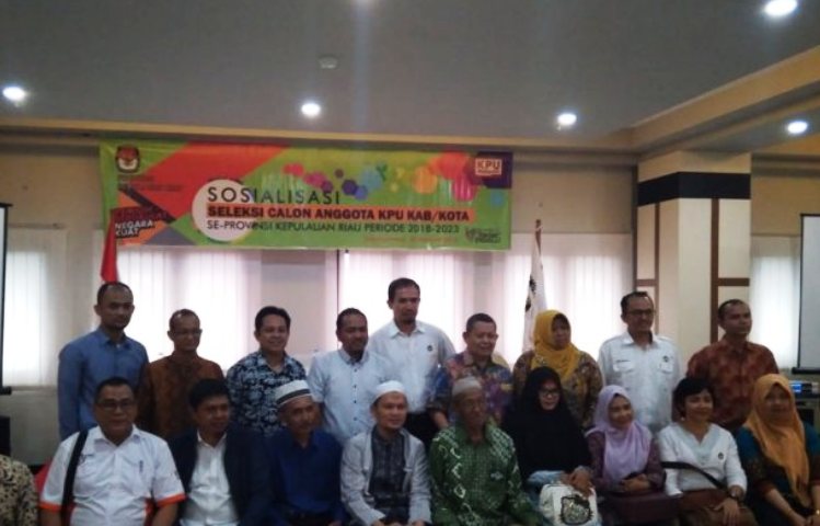 122 Peserta KPU Se-Provinsi Kepri Melaksanakan Tes Psikotes Wartakepri, Tim seleksi KPU