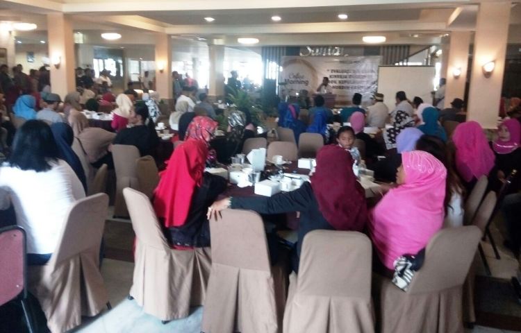 Diskusi Publik Mengevaluasi 2,5 Tahun Kinerja Gubernur Provinsi Kepulauan Riau Wartakepri, diskusi publik ini mengevaluasi 2,5 tahun kinerja Gubernur Provinsi Kepulauan Riau