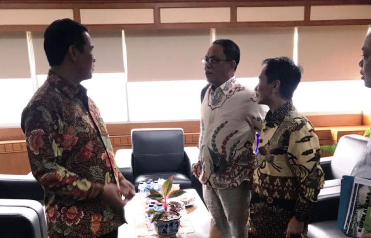 Kabupaten Lingga Dapat Alokasi Bantuan Bertahap 500 Ekor Sapi dan Bibit Kelapa