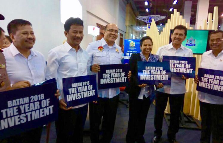 Rini Asman Abnur dan Walikota Batam dan Mall Pelayanan Publik