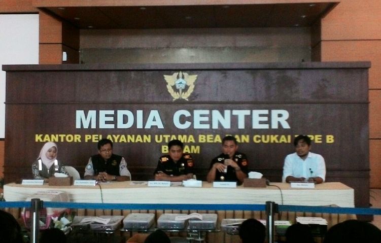 KPU Bea dan Cukai Tipe B Batam Amankan Ratusan Satwa dan Tumbuhan asal Malaysia