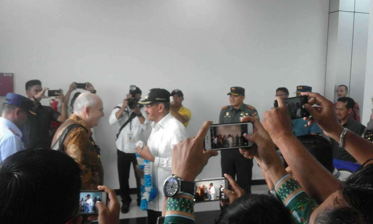 Bupati Natuna dan Dubes Amerika Donovan