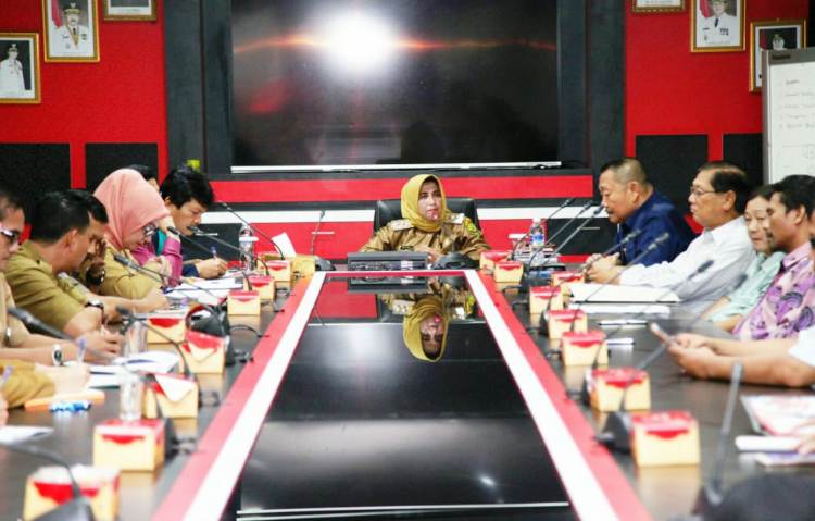 Wakil Walikota Tanjungpinang Rahma Ingatkan Pengusaha Jangan Pakai Calo