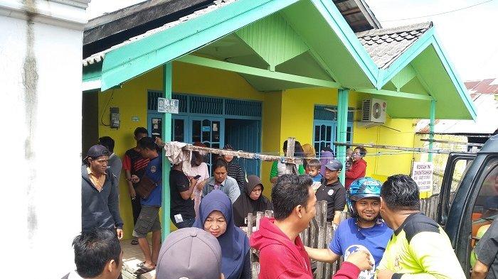 Mayat Gadis Berseragam Ditemukan di Kamar Kos