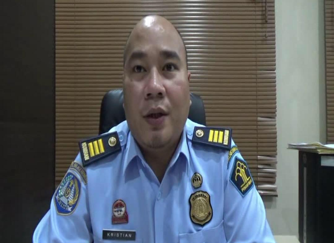 Kantor Imigrasi Karimun Alami Gangguan Sistem, Permohonan Paspor Membludak