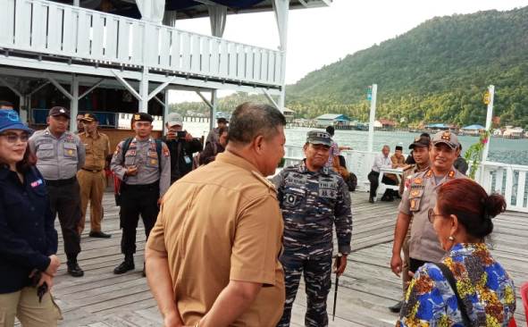 Sambil Ngopi Bareng di Anambas, Menteri Susi Terangkan Manfaat Asuransi Jasindo untuk Nelayan