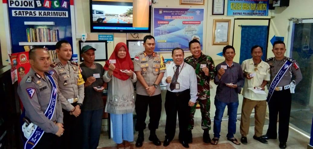 Satlantas Polres Karimun Berikan SIM Gratis Untuk Warga