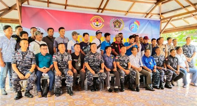 Tingkatkan Silaturahmi dan Bangun Kebersamaan Lanal Ranai dan Pers Natuna