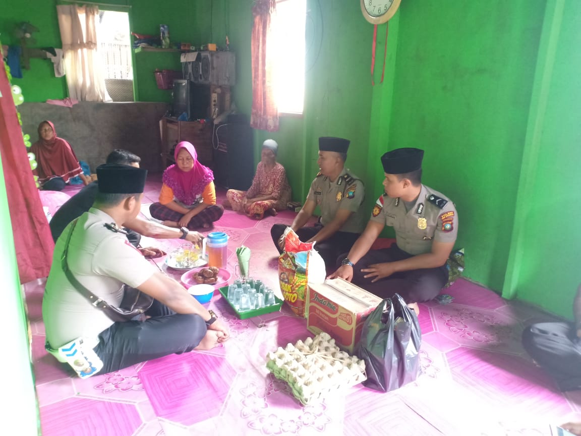 Kapolres Anambas Melalui Kapolsek Palmatak Berikan Bantuan Kepada Korban Lakakerja