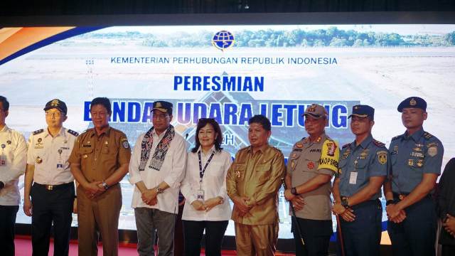 Menteri Perhubungan Budi Karya Sumadi Resmikan Bandar Udara Letung di Jemaja Timur Anambas