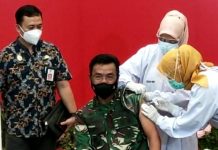 Danlantamal IV Indarto Budiarto Kembali Terima Suntik Vaksin Sinovac Tahap Dua Danlantamal IV Tanjungpinang