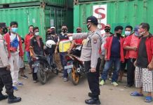 Dukung Program Kapolri Baru, 1200 Masker Dibagikan Polsek KKP di Pelabuhan Batam Batam Bermasker