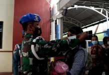 Hasil Kampanye Prokes Lanal Karimun, Masih Temukan Penumpang yang Tidak Memakai Masker Prokes di Pelabuhan Karimun