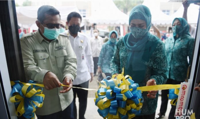 Pasar Mitra Tani Diresmikan Ketua PKK Kepri
