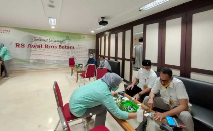 Suntik Vaksin DPRD Batam