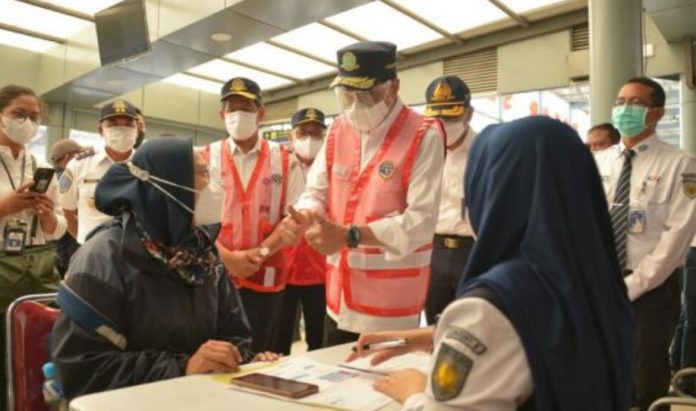 Menhub Ingatkan Petugas Transportasi