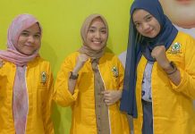 Milenial Golkar Kepri Mulai Bagikan 10 Ribu Paket Sembako ke Panti Asuhan di Kepri Survei CSIS Milenial Golkar Kepri