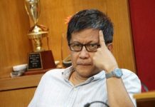 Rocky Gerung Angkat Suara Masuknya TKA Asal Tiongkok ke Indonesia Rocky Gerung
