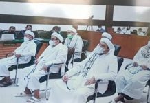 Hakim Vonis Habib Rizieq dan Kawan Kawan 8 Bulan Penjara untuk Kerumunan di Petamburan Vonis Habib Rizieq dan Kawan Kawan