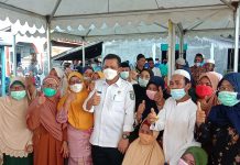 Antusias Warga Perbatasan Sambut Gubernur Kepri Dan Ajak Foto Bersama