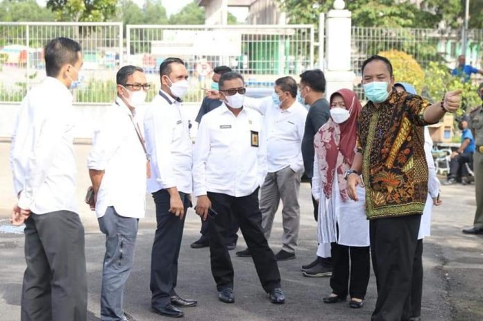 Jefridin Tinjau Asrama Haji Batam