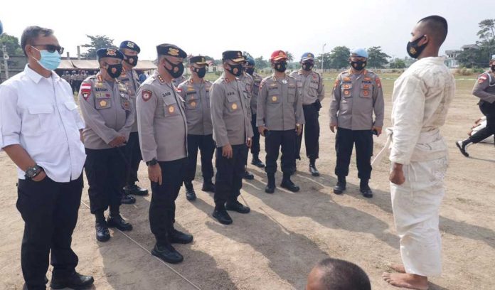 Kapolda Kepri Sapa Siswa SPN di Tanjung Batu Karimun